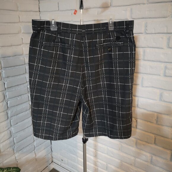 Firethorn Men's Grey/Black with White Strips Golf Shorts - Picture 2 of 10